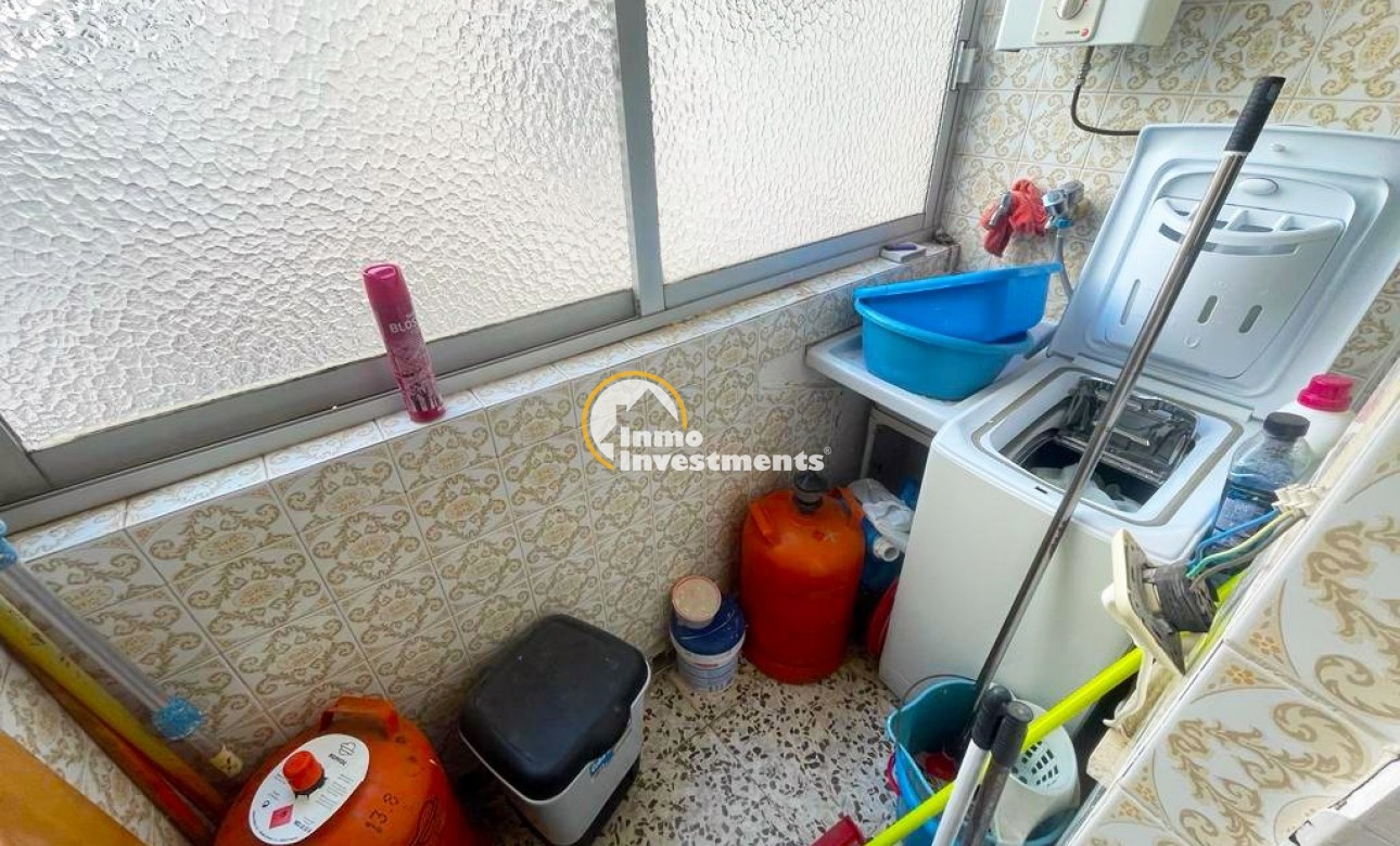 Resale - Apartment - Torrevieja - Playa de La Acequion