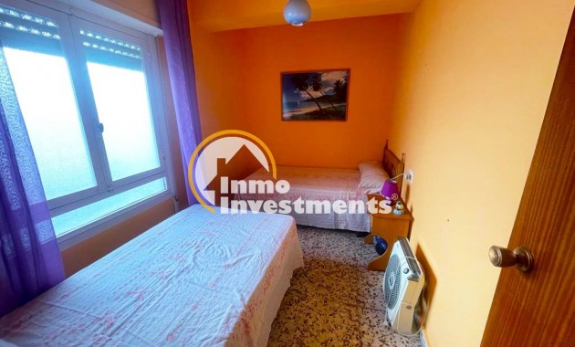 Resale - Apartment - Torrevieja - Playa de La Acequion