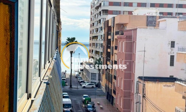 Resale - Apartment - Torrevieja - Playa de La Acequion