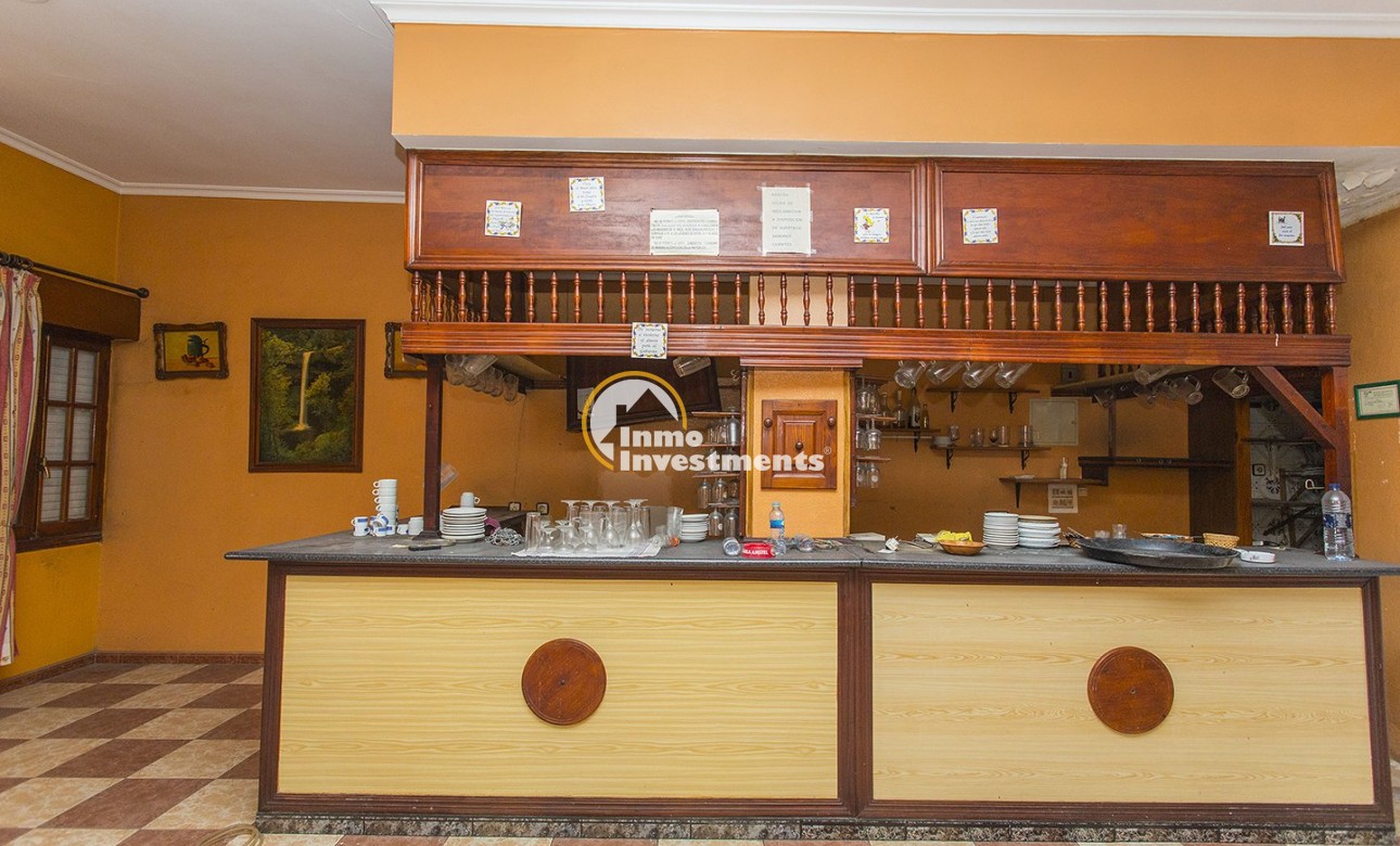 Reventa - Local comercial - La Mata - La Mata Center