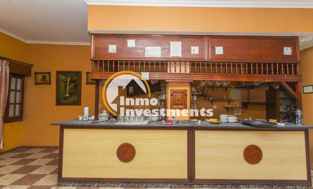 Reventa - Local comercial - La Mata - La Mata Center