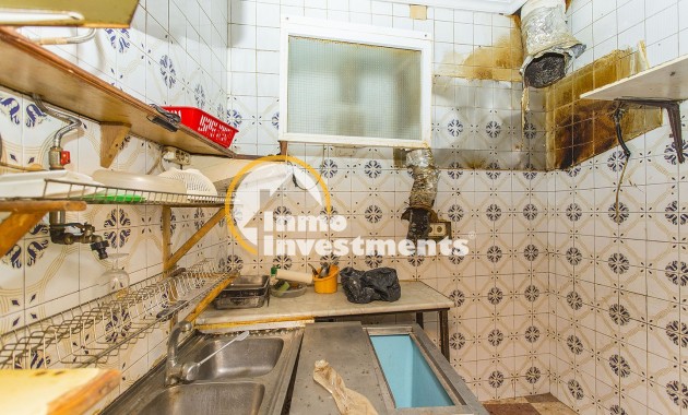 Reventa - Local comercial - La Mata - La Mata Center