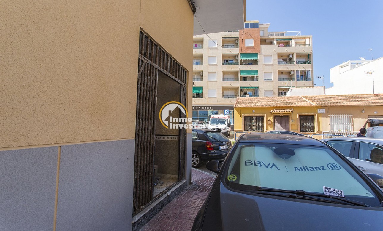 Reventa - Local comercial - La Mata - La Mata Center