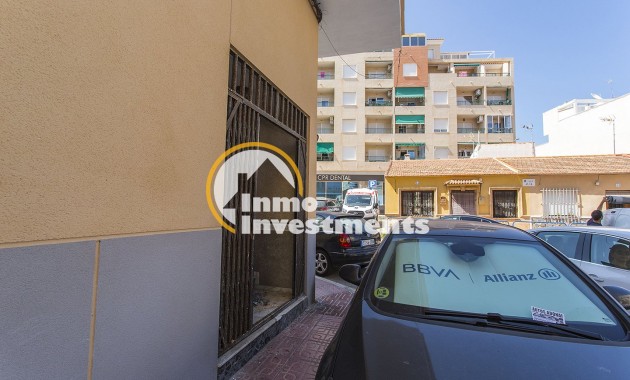 Reventa - Local comercial - La Mata - La Mata Center