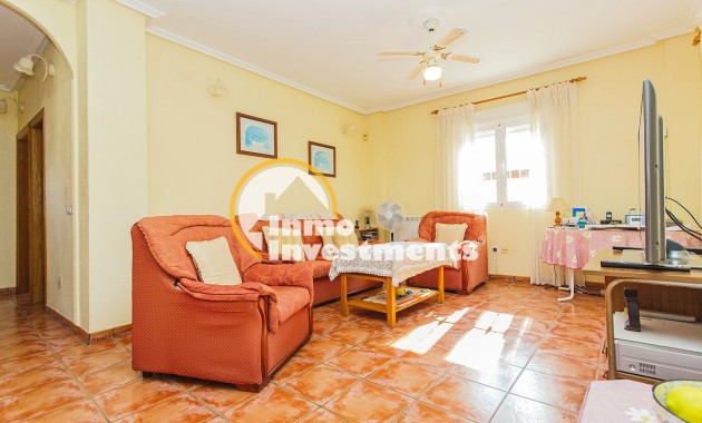 Reventa - Chalet independiente - Torrevieja - Aguas Nuevas