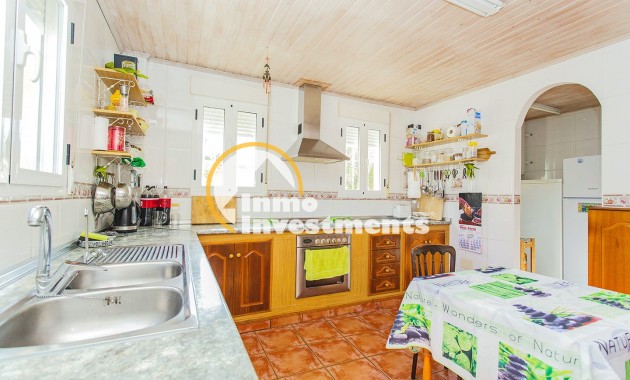 Reventa - Chalet independiente - Torrevieja - Aguas Nuevas