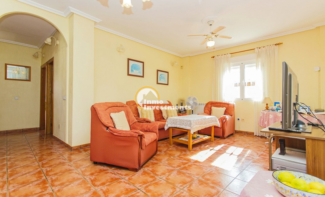 Reventa - Chalet independiente - Torrevieja - Aguas Nuevas