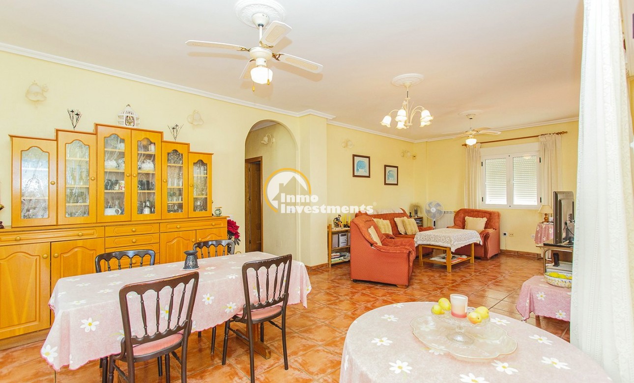 Reventa - Chalet independiente - Torrevieja - Aguas Nuevas