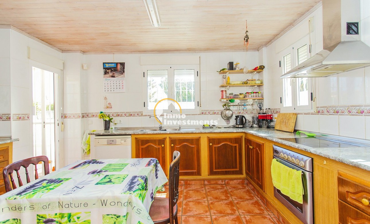 Reventa - Chalet independiente - Torrevieja - Aguas Nuevas