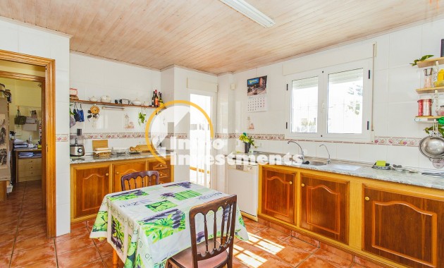 Reventa - Chalet independiente - Torrevieja - Aguas Nuevas