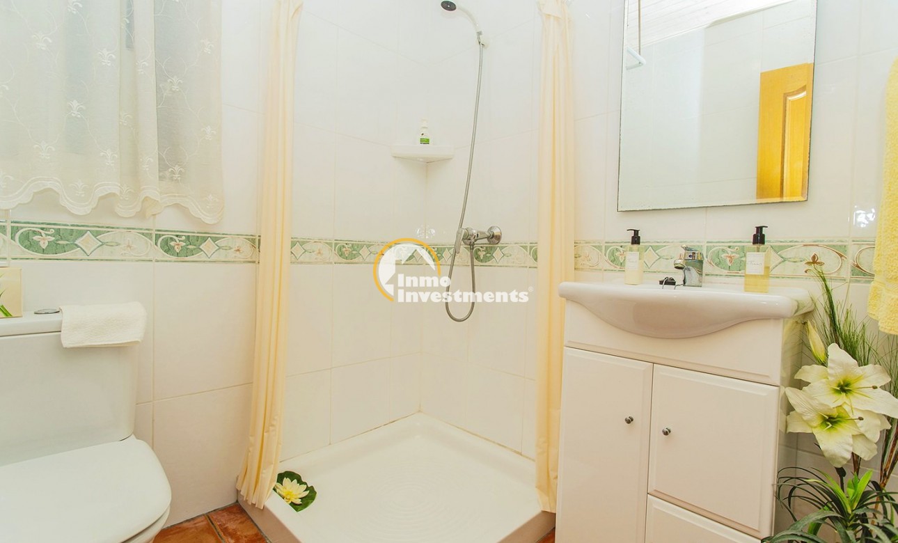 Reventa - Chalet independiente - Torrevieja - Aguas Nuevas