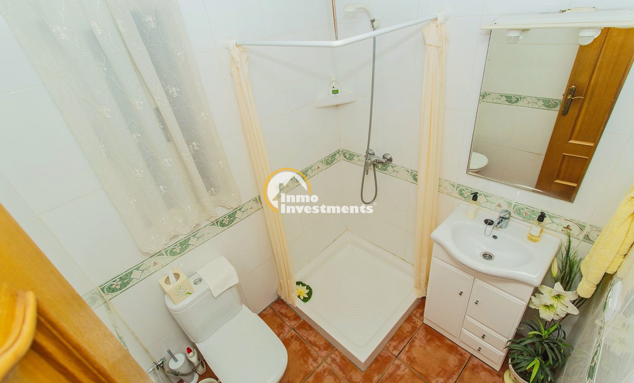 Reventa - Chalet independiente - Torrevieja - Aguas Nuevas