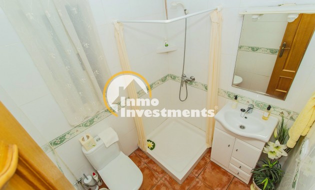 Reventa - Chalet independiente - Torrevieja - Aguas Nuevas