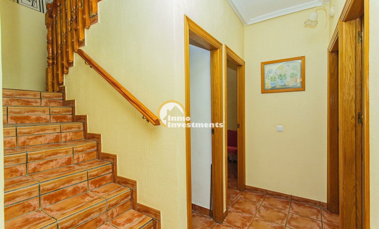 Reventa - Chalet independiente - Torrevieja - Aguas Nuevas