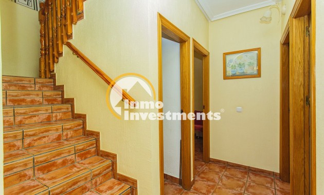 Reventa - Chalet independiente - Torrevieja - Aguas Nuevas