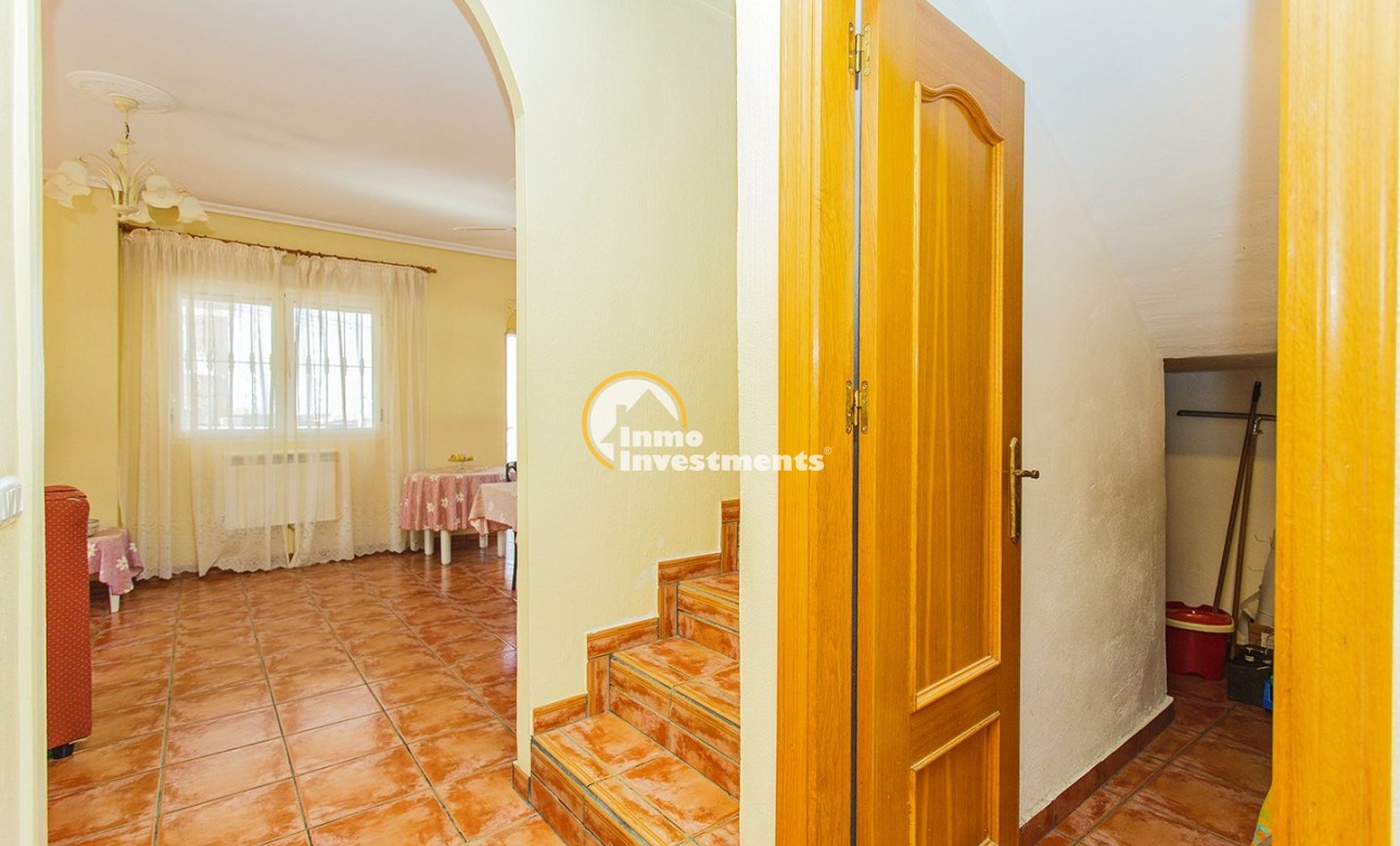 Reventa - Chalet independiente - Torrevieja - Aguas Nuevas