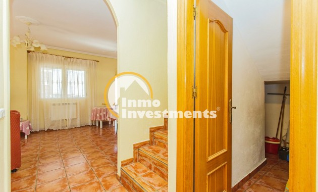Reventa - Chalet independiente - Torrevieja - Aguas Nuevas