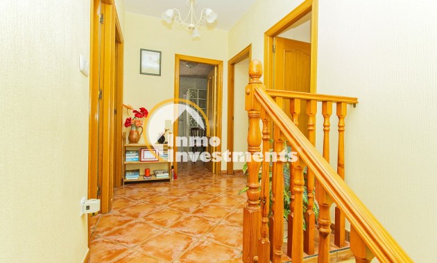 Reventa - Chalet independiente - Torrevieja - Aguas Nuevas