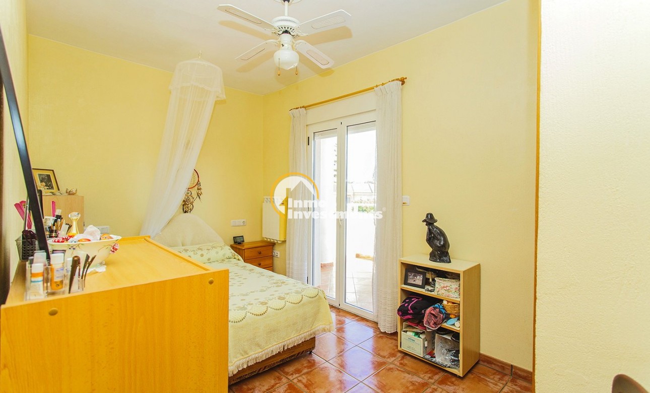 Reventa - Chalet independiente - Torrevieja - Aguas Nuevas