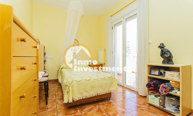 Reventa - Chalet independiente - Torrevieja - Aguas Nuevas