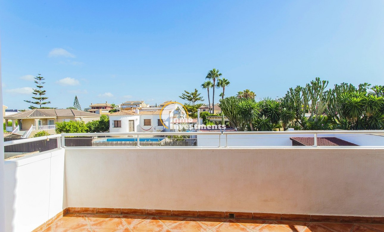 Reventa - Chalet independiente - Torrevieja - Aguas Nuevas