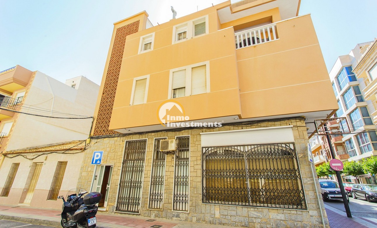 Resale - Apartment - Guardamar del Segura - Pueblo