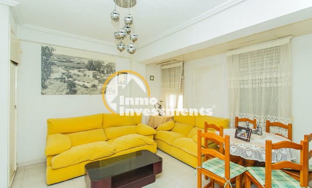 Resale - Apartment - Guardamar del Segura - Pueblo