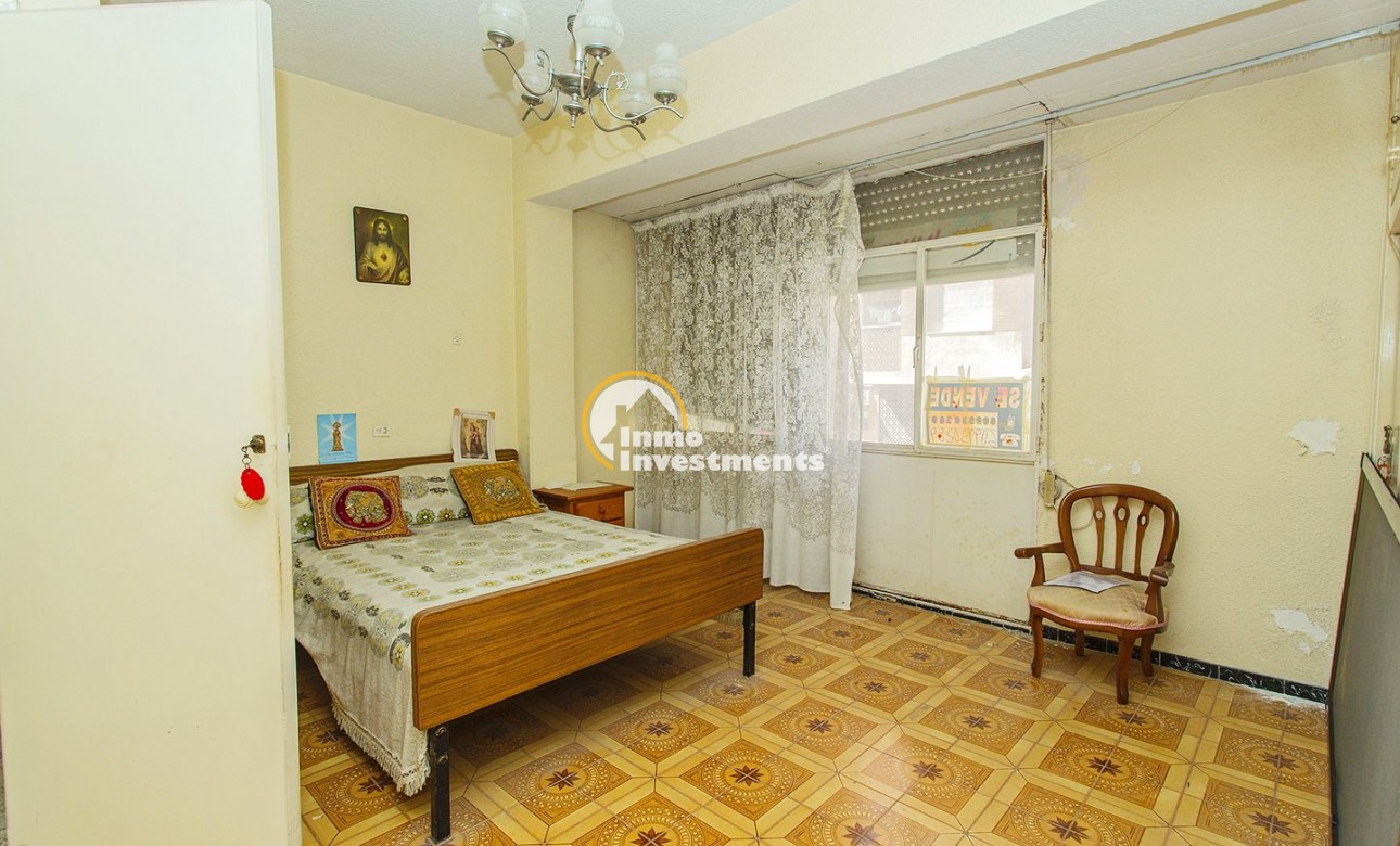 Resale - Apartment - Guardamar del Segura - Pueblo