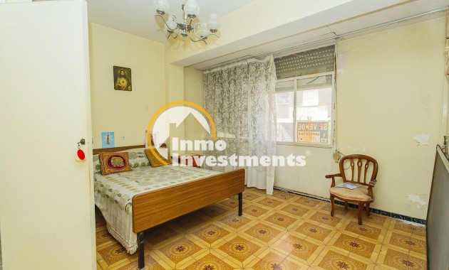 Resale - Apartment - Guardamar del Segura - Pueblo