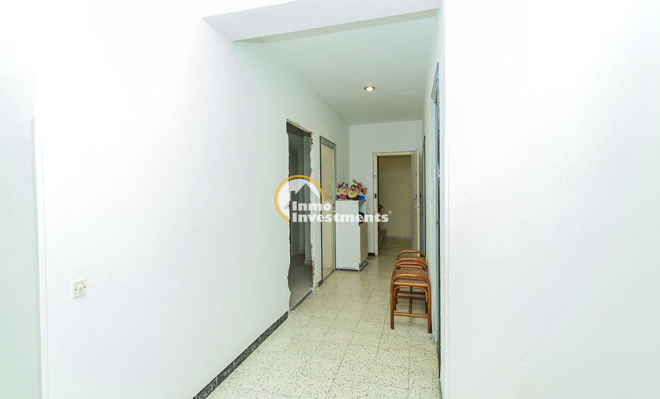 Resale - Apartment - Guardamar del Segura - Pueblo