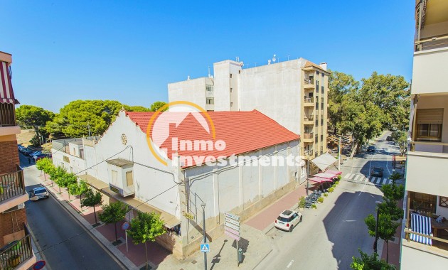 Resale - Apartment - Guardamar del Segura - Pueblo