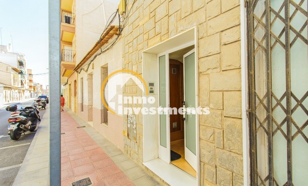 Resale - Apartment - Guardamar del Segura - Pueblo