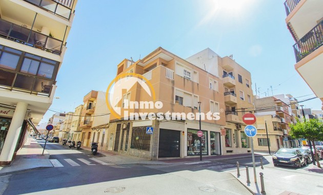 Resale - Apartment - Guardamar del Segura - Pueblo