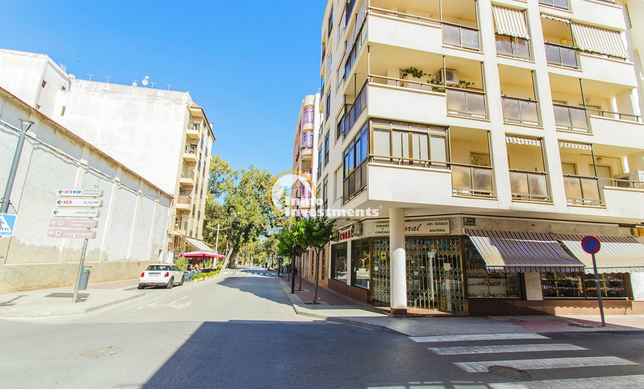 Resale - Apartment - Guardamar del Segura - Pueblo