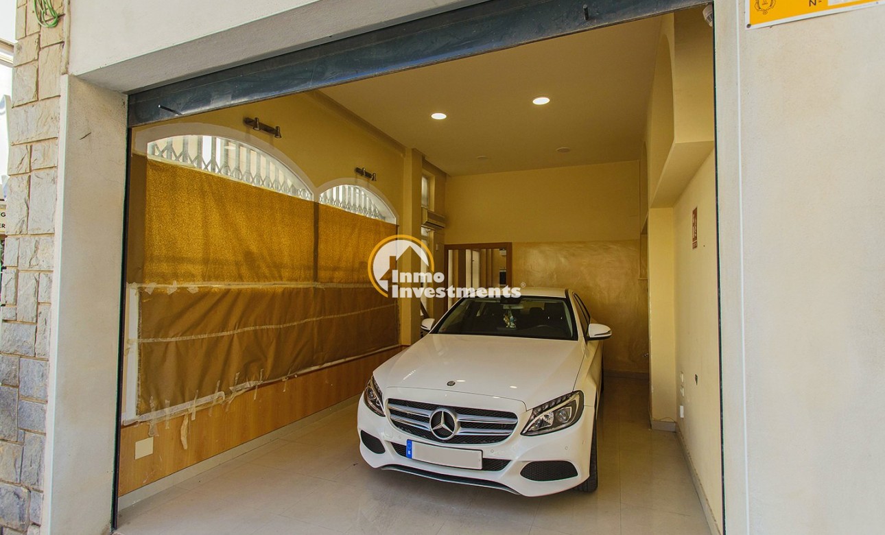 Resale - Apartment - Guardamar del Segura - Pueblo