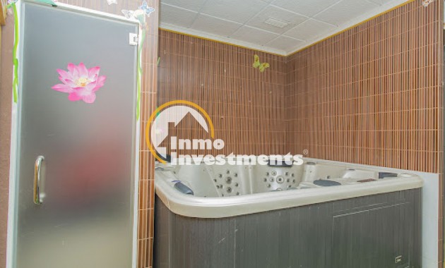 Resale - Commercial - Torrevieja - Center Torrevieja