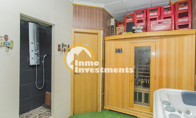 Resale - Commercial - Torrevieja - Center Torrevieja