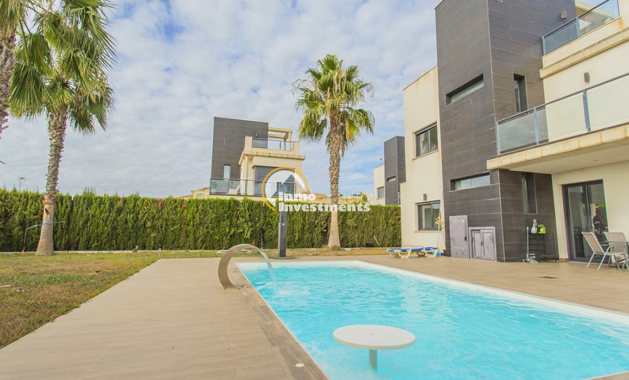 Bestaande bouw - Villa - Lomas de Cabo Roig