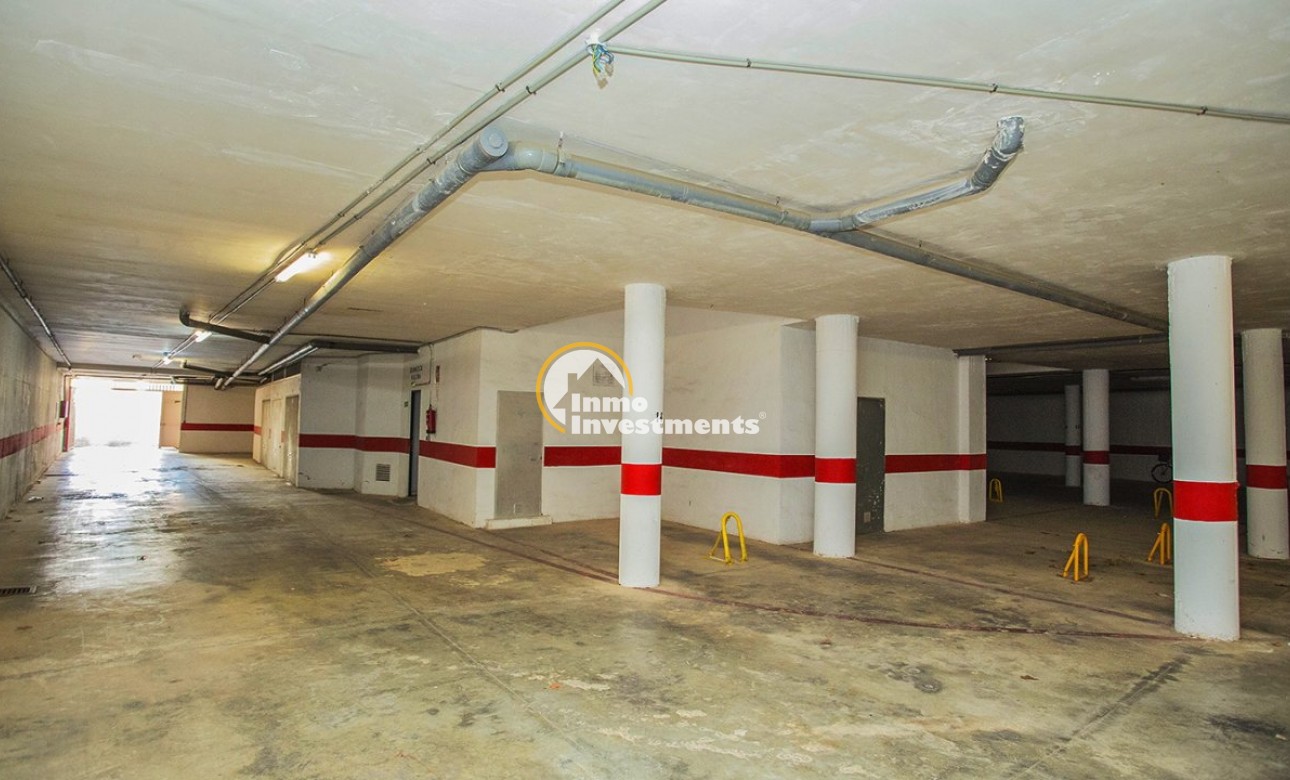 Resale - Garage - La Mata - Los Europeos