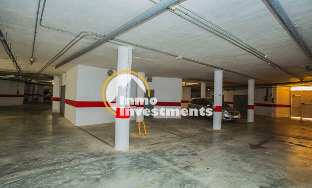 Resale - Garage - La Mata - Los Europeos