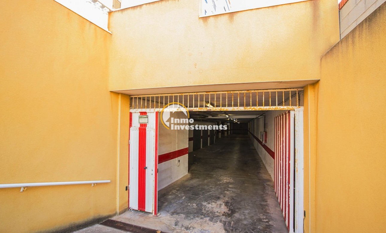 Resale - Garage - La Mata - Los Europeos