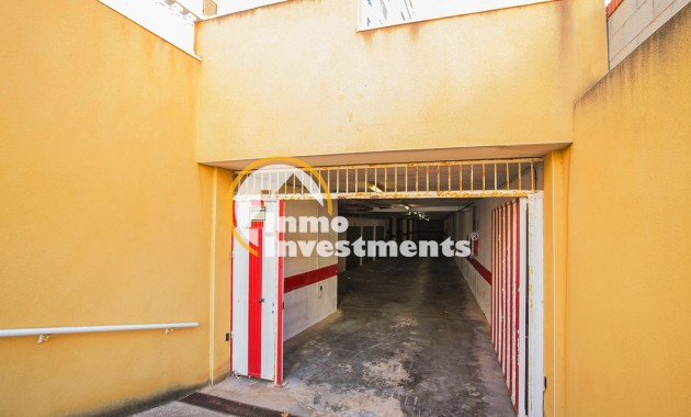 Resale - Garage - La Mata - Los Europeos