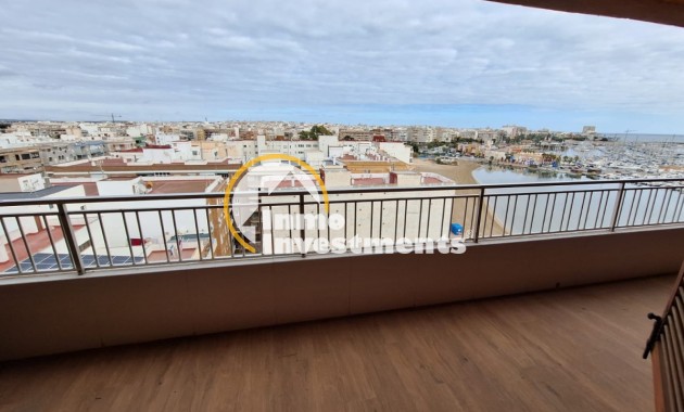 Resale - Apartment - Torrevieja - Acequion