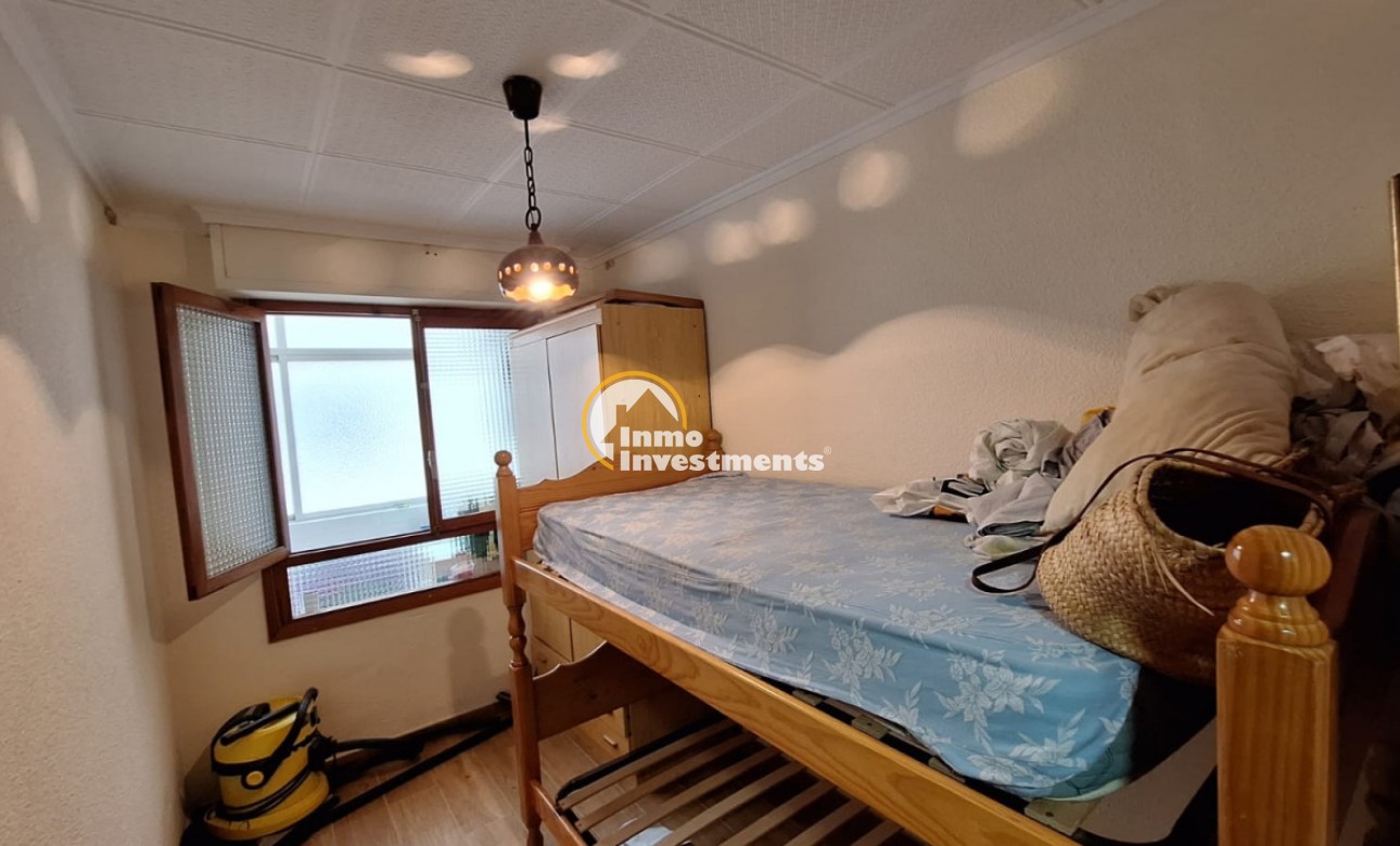 Resale - Apartment - Torrevieja - Acequion