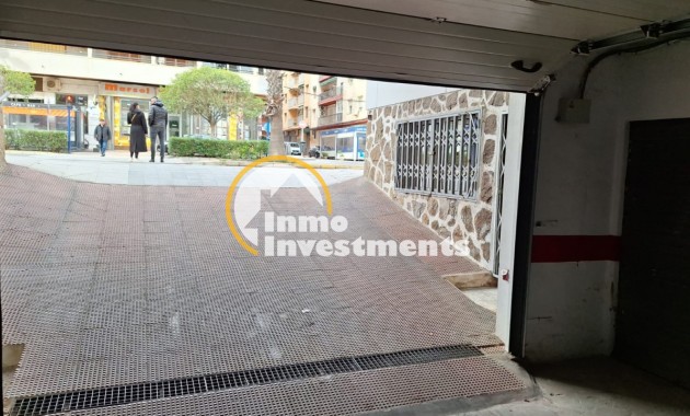 Resale - Apartment - Torrevieja - Acequion