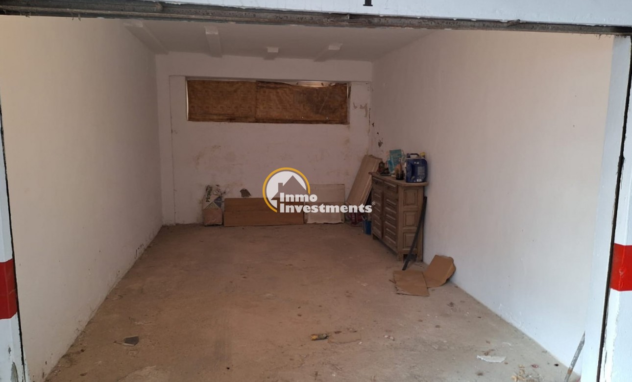 Resale - Apartment - Torrevieja - Acequion