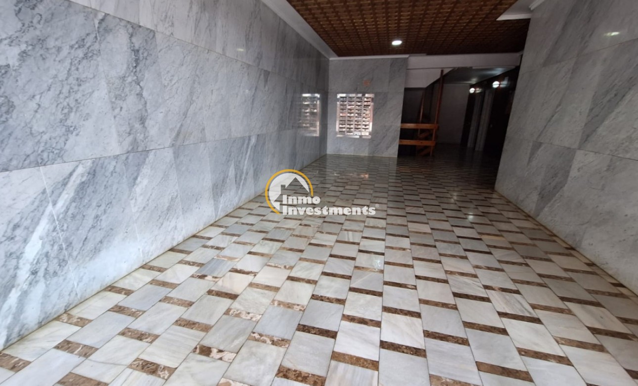 Resale - Apartment - Torrevieja - Acequion