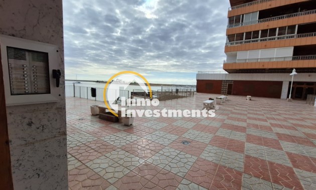 Resale - Apartment - Torrevieja - Acequion