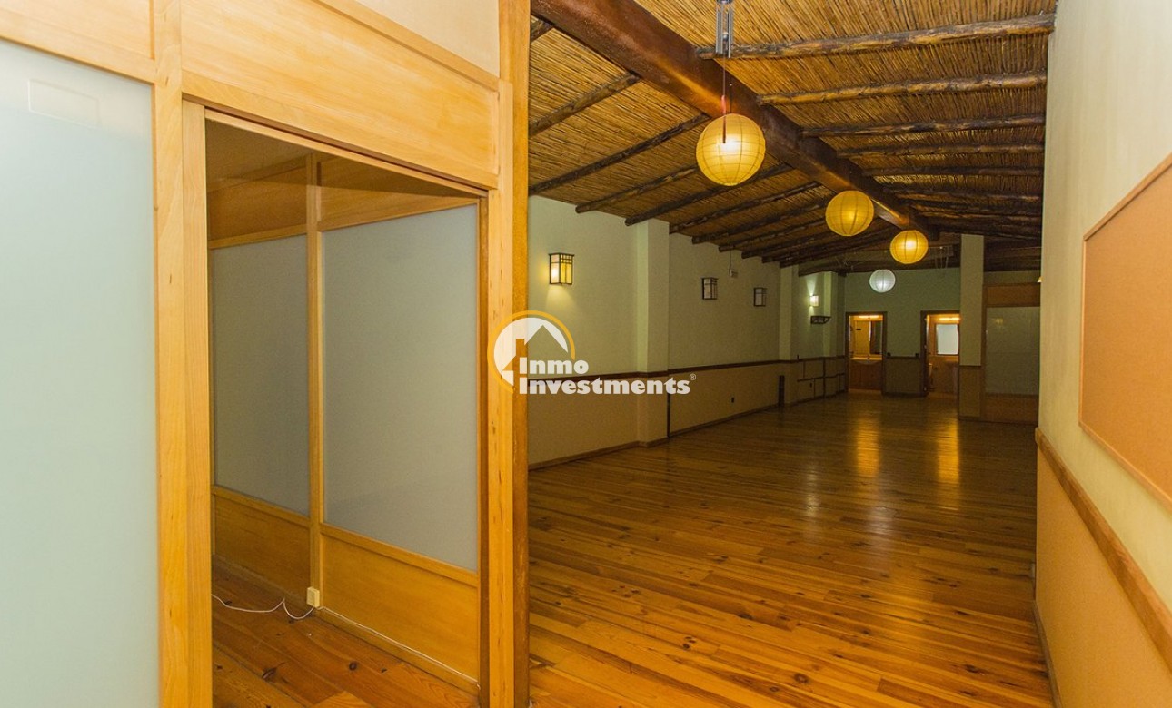 Resale - Commercial - Torrevieja - Center Torrevieja