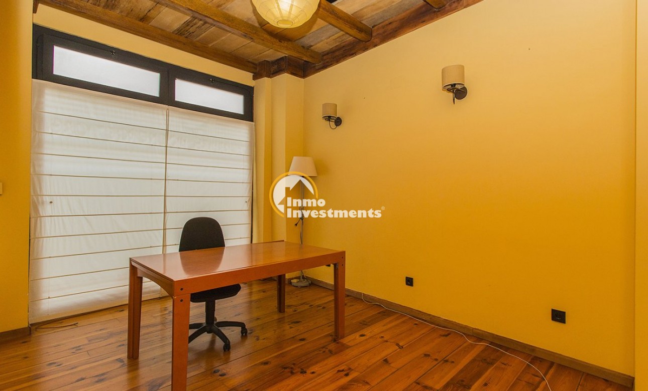 Resale - Commercial - Torrevieja - Center Torrevieja